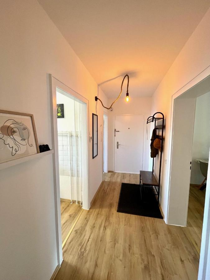 Downtown Apartment By Ninja Spaces - Kingsize-Bett, Kueche, Netflix, Terrasse Вупперталь Экстерьер фото
